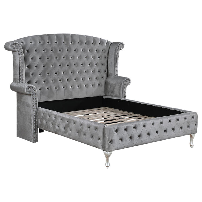Deanna Bedroom Traditional Metallic Eastern King Bed image